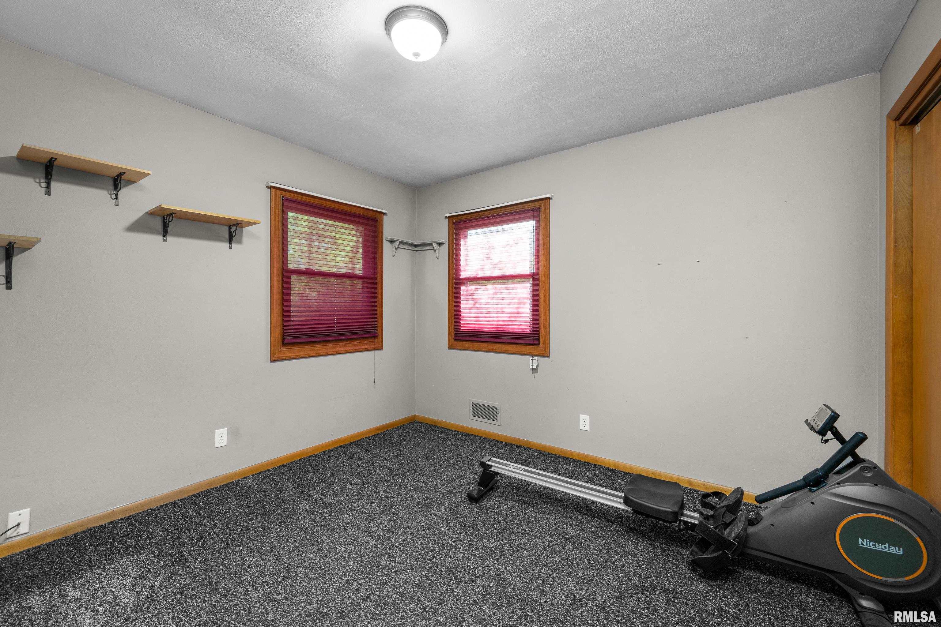 10520 Turkey Hollow Road Taylor Ridge, IL 61284 - Photo 14 of 31 Gallery Image 14