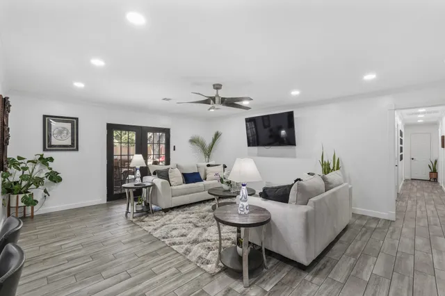 $975,000 | 1441 Bingle Road, Houston, TX 77055