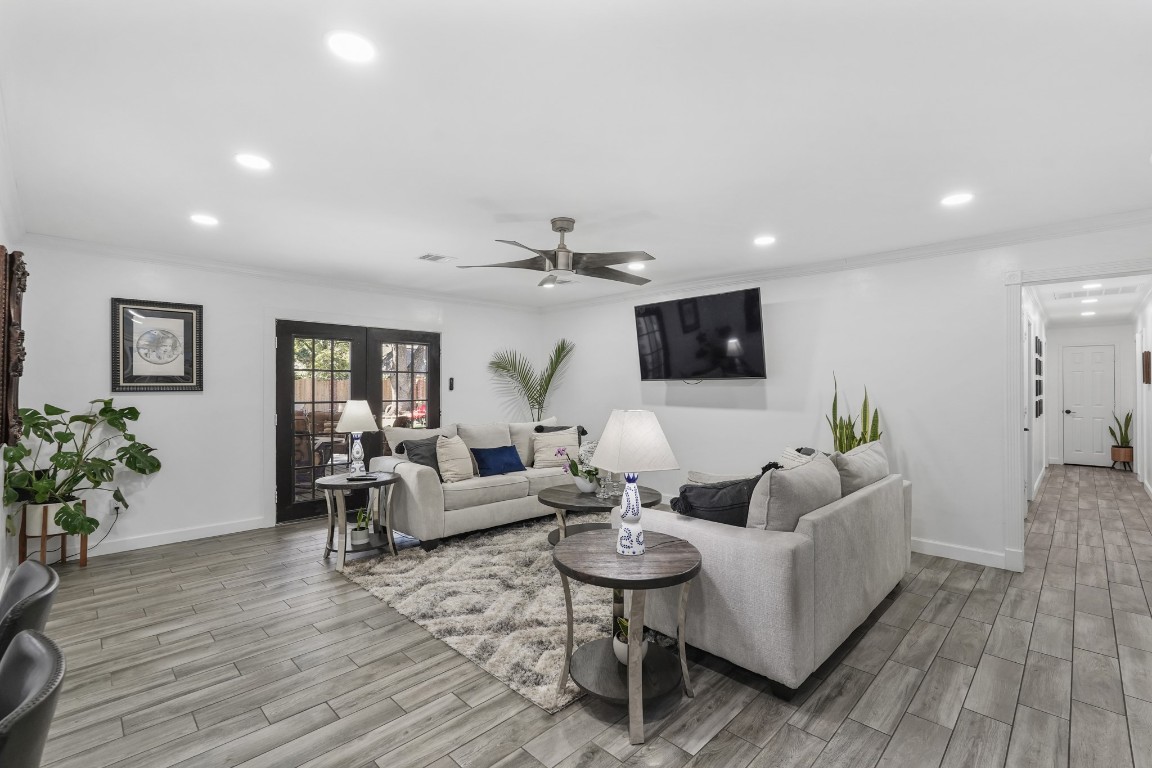1441 Bingle Road Spring Valley Village, TX 77055 - Photo 12 of 46 a living room with furniture and wooden floor