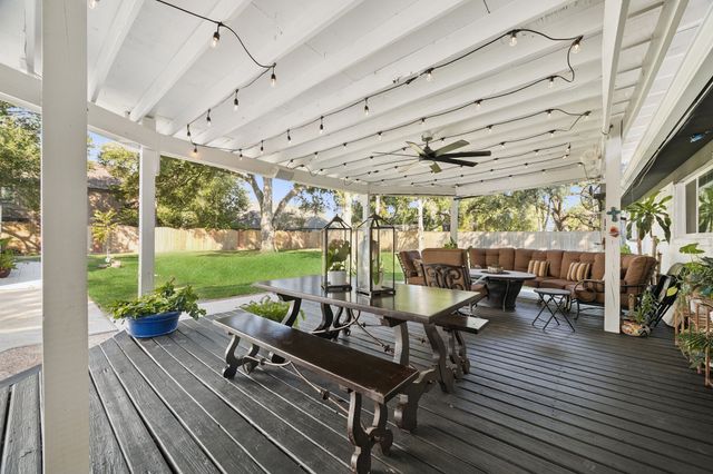 $975,000 | 1441 Bingle Road, Houston, TX 77055