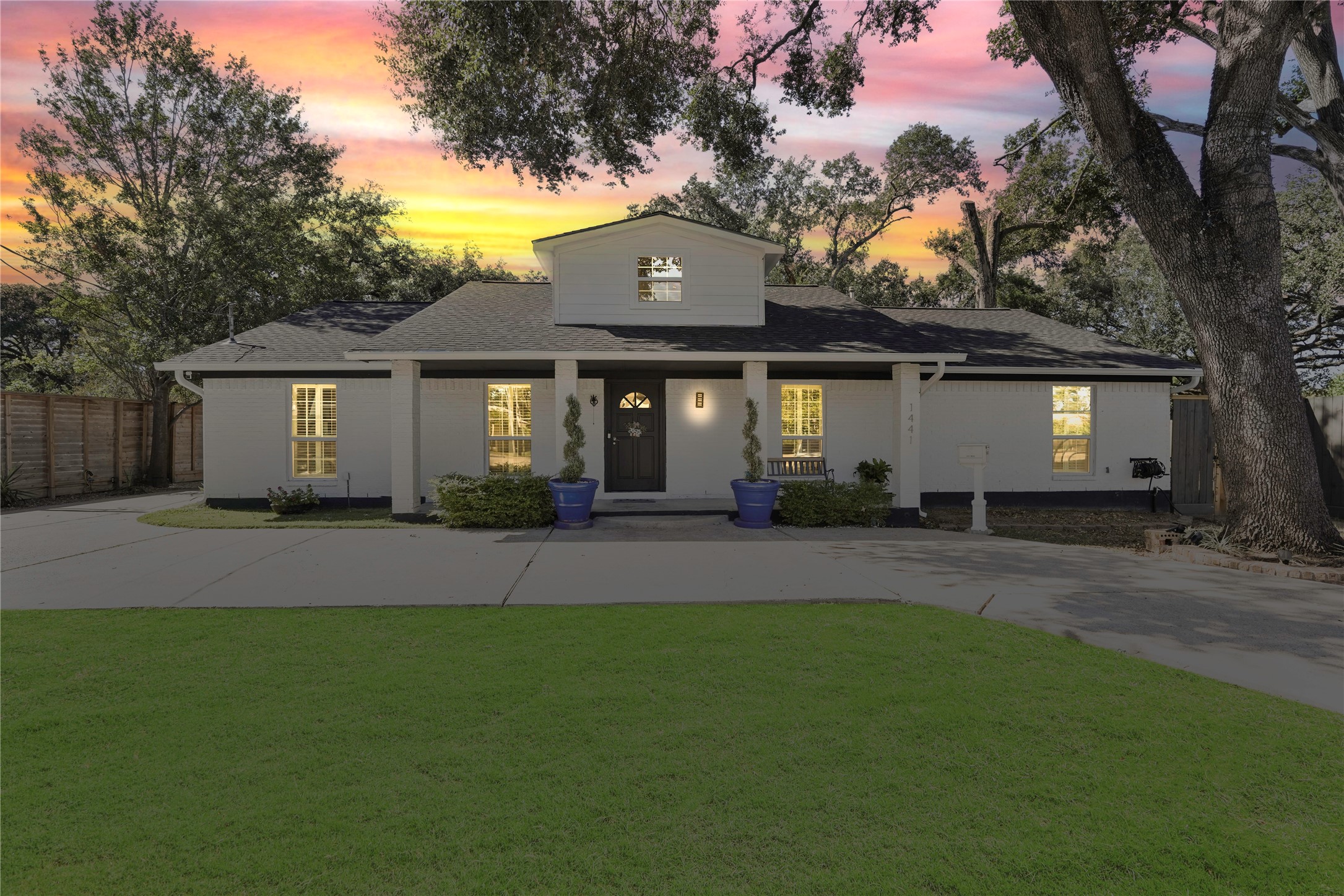 1441 Bingle Road Houston, TX 77055 - Photo 44 of 45 What a wonderful place to call Home!