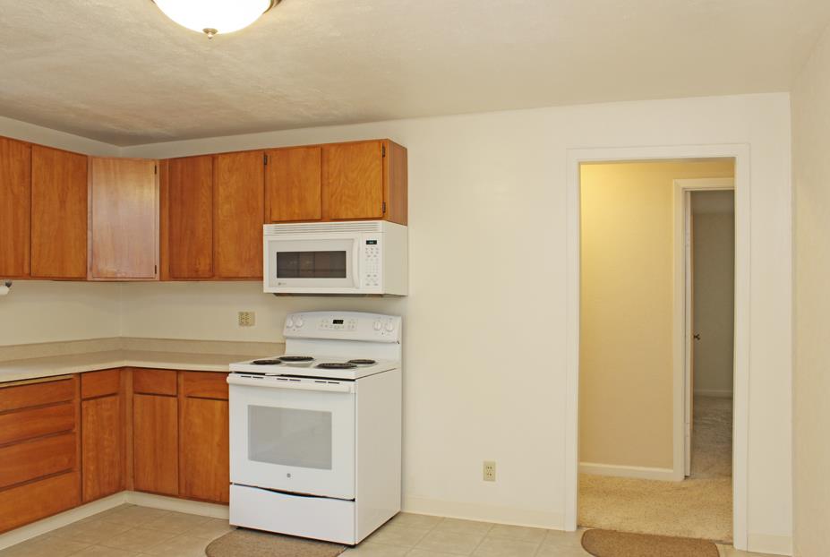 19648 Pesante Road Salinas, CA 93907 - Photo 9 of 26 Gallery Image 9