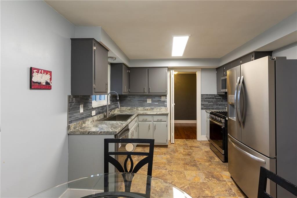 2413 Nicholson Road Sewickley, PA 15143 - Photo 7 of 30