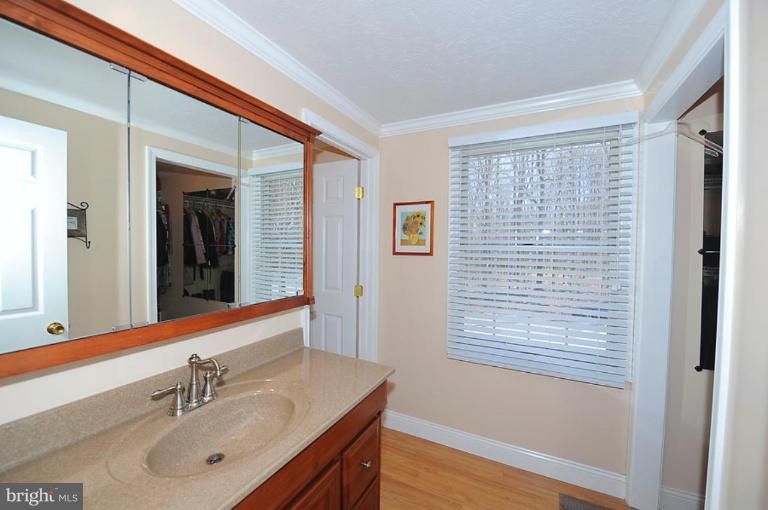 7660 Kindler Road Laurel, MD 20723 - Photo 11 of 21 Master Bath
