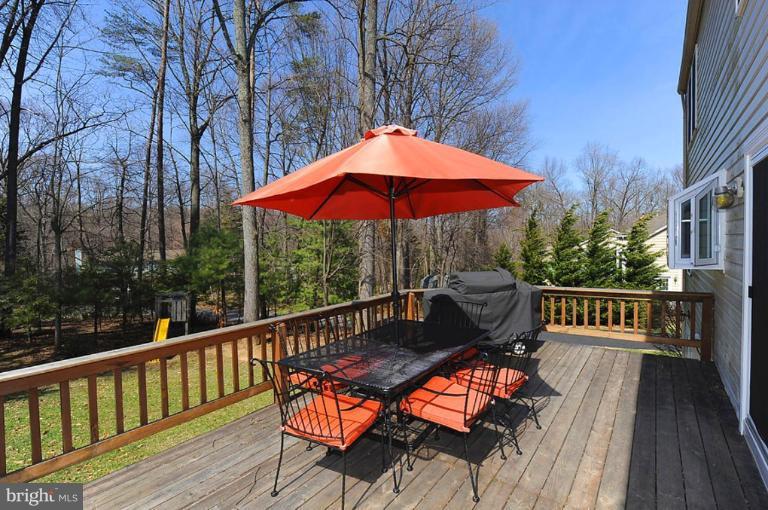 7660 Kindler Road Laurel, MD 20723 - Photo 19 of 21 Deck