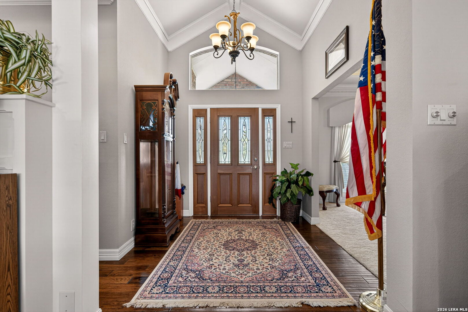 8639 Raintree Woods Drive Fair Oaks Ranch, TX 78015 - Photo 5 of 55