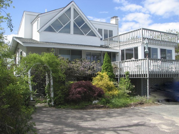 9 Wauketa Road Gloucester, MA 01930 - Photo 3 of 24 Gallery Image 3