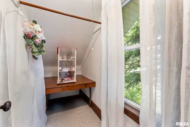 $499,000 | 10198-2720 East 2720 Street, Kewanee, IL 61443