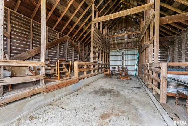 $499,000 | 10198-2720 East 2720 Street, Kewanee, IL 61443