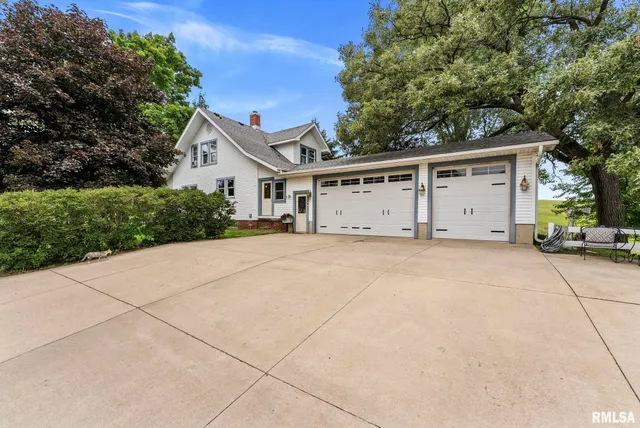 $499,000 | 10198-2720 East 2720 Street, Kewanee, IL 61443