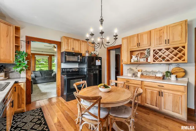 $499,000 | 10198-2720 East 2720 Street, Kewanee, IL 61443