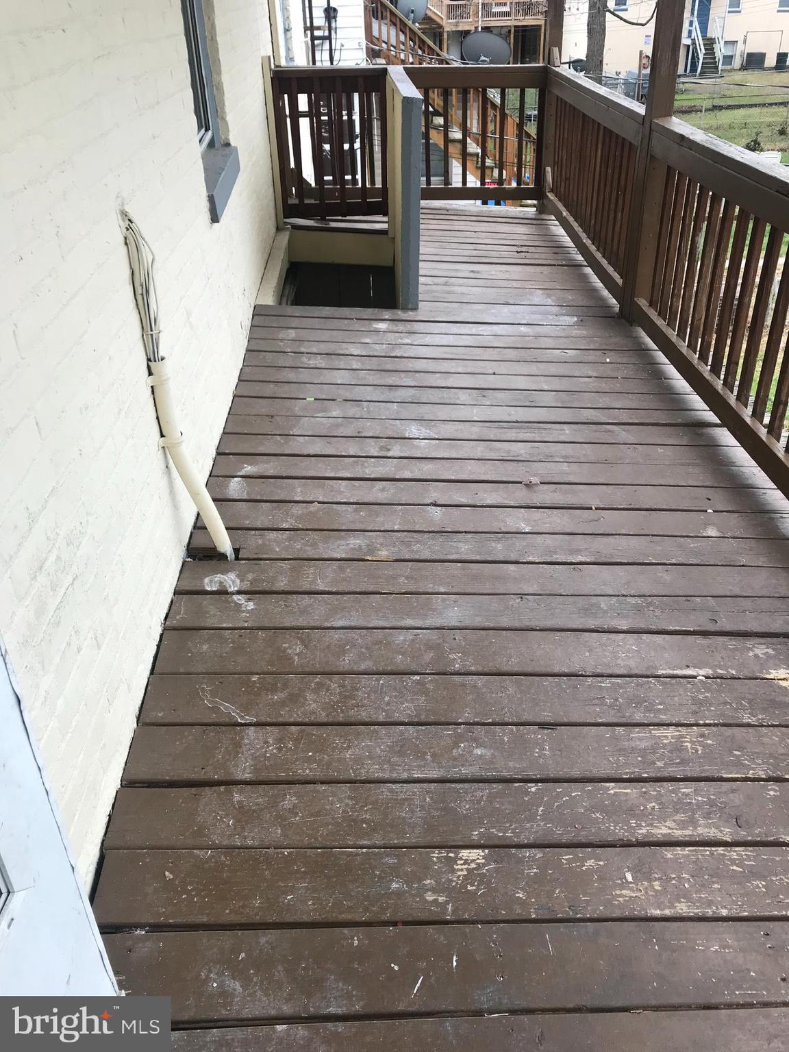 25 South Locust Street Hagerstown, MD 21740 - Photo 15 of 54 a view of entryway