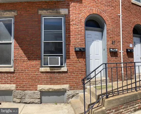 a view of building with door