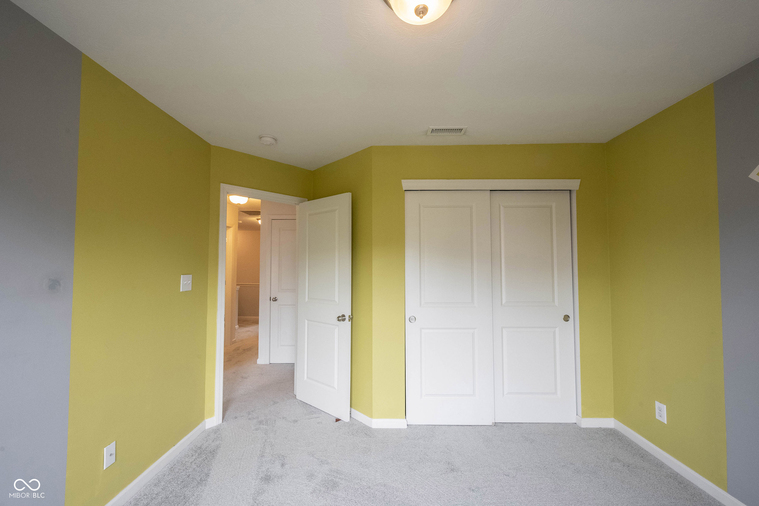 11910 Riley Drive, Unit 5 Zionsville, IN 46077 - Photo 36 of 40