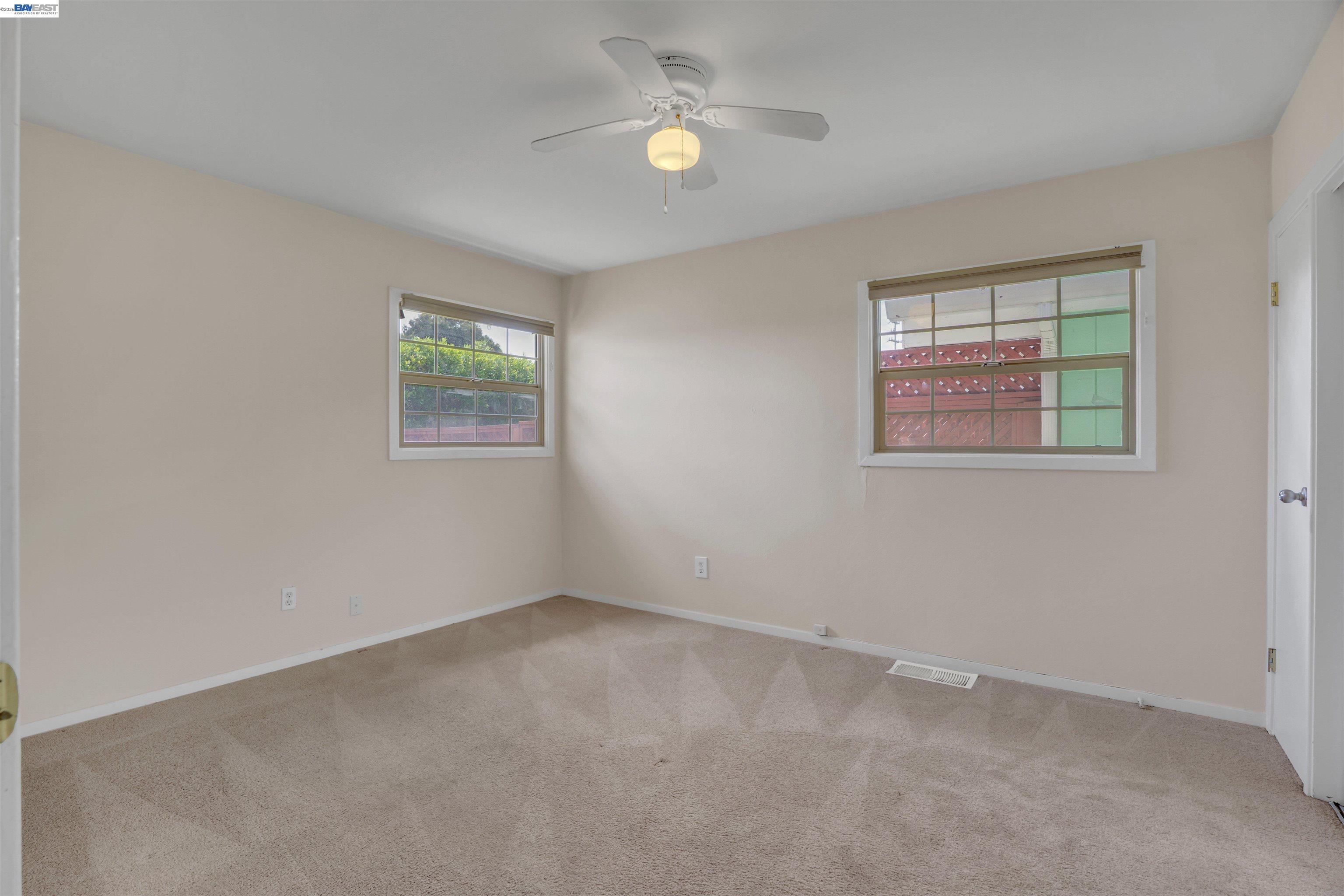 935 Second Avenue Pinole, CA 94564 - Photo 12 of 34