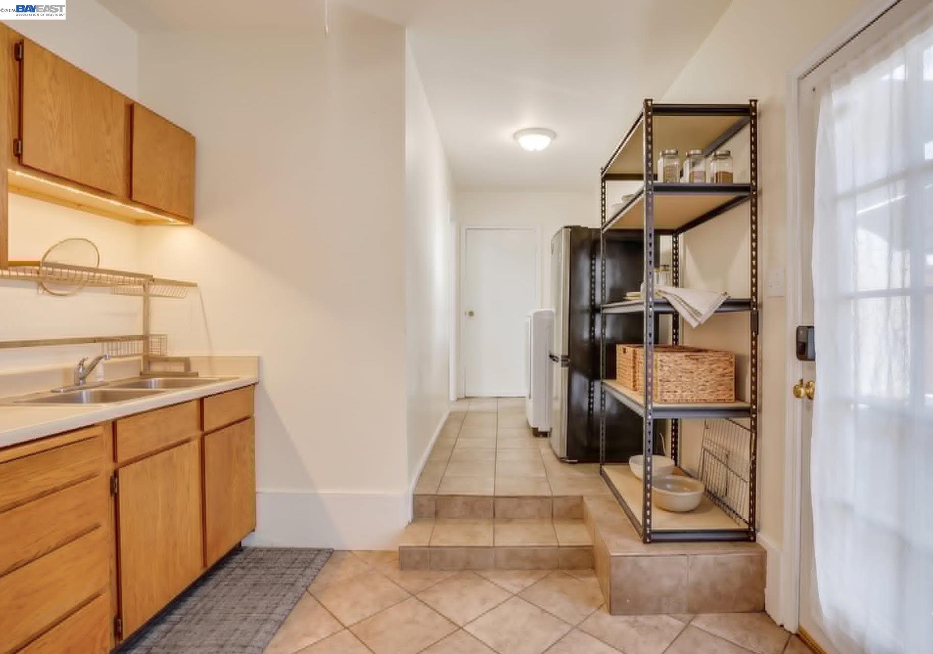 935 Second Avenue Pinole, CA 94564 - Photo 27 of 34 second Kitchen