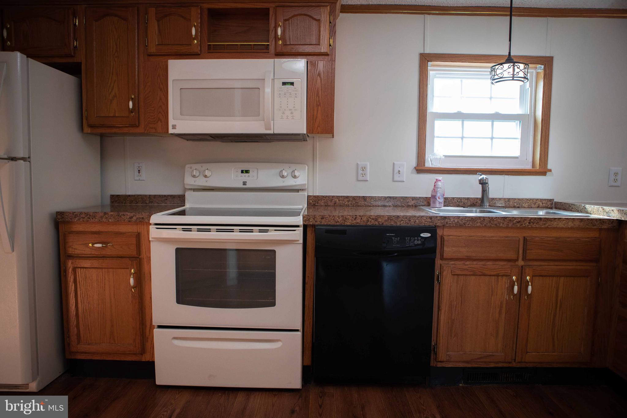 2565 Warm Spring Road Chambersburg, PA 17202 - Photo 16 of 32 Kitchen