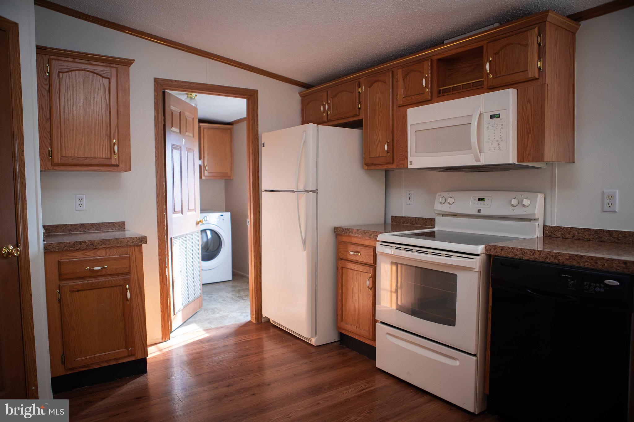 2565 Warm Spring Road Chambersburg, PA 17202 - Photo 17 of 32 Kitchen
