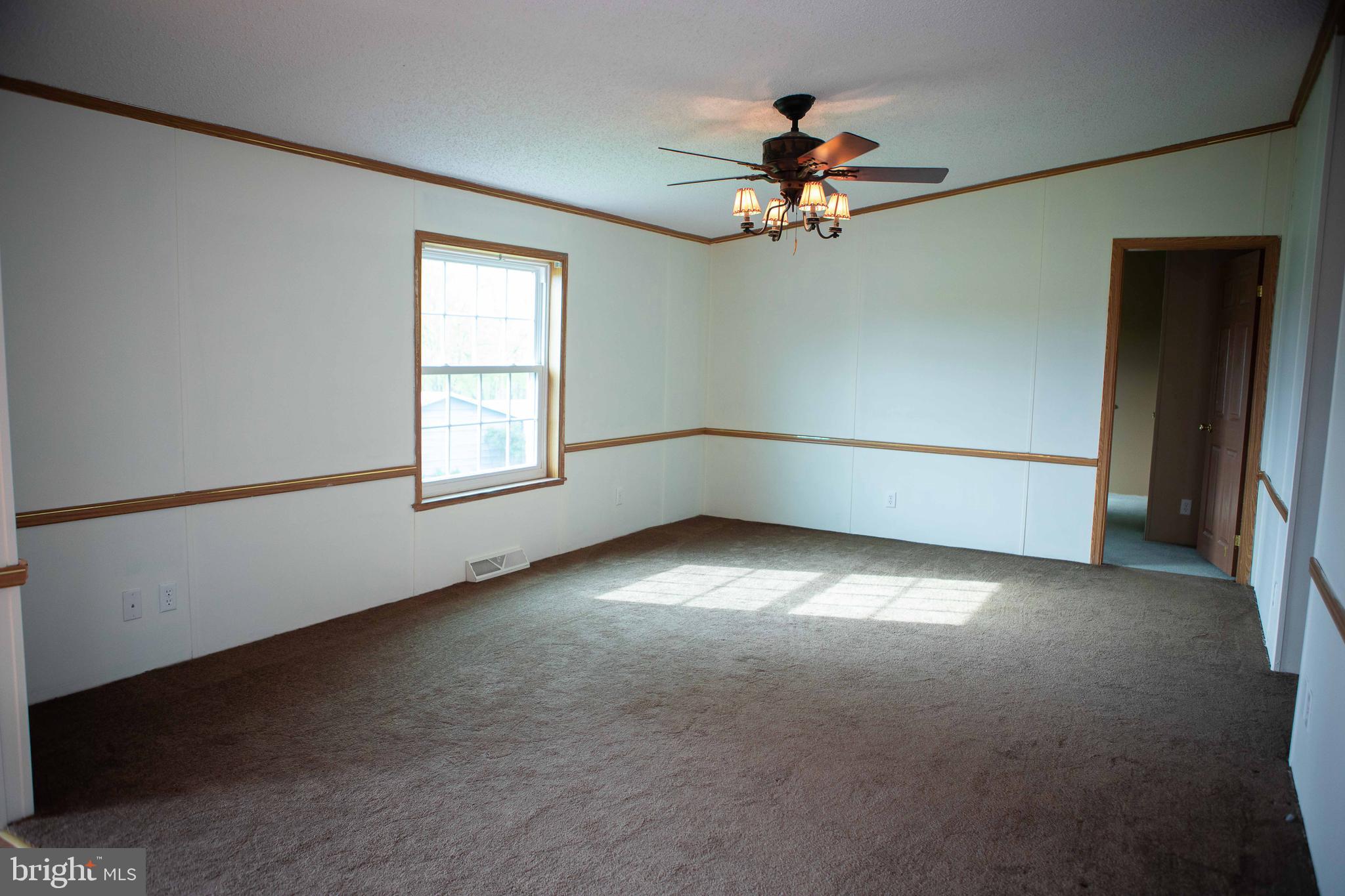 2565 Warm Spring Road Chambersburg, PA 17202 - Photo 22 of 32 Living Room #2