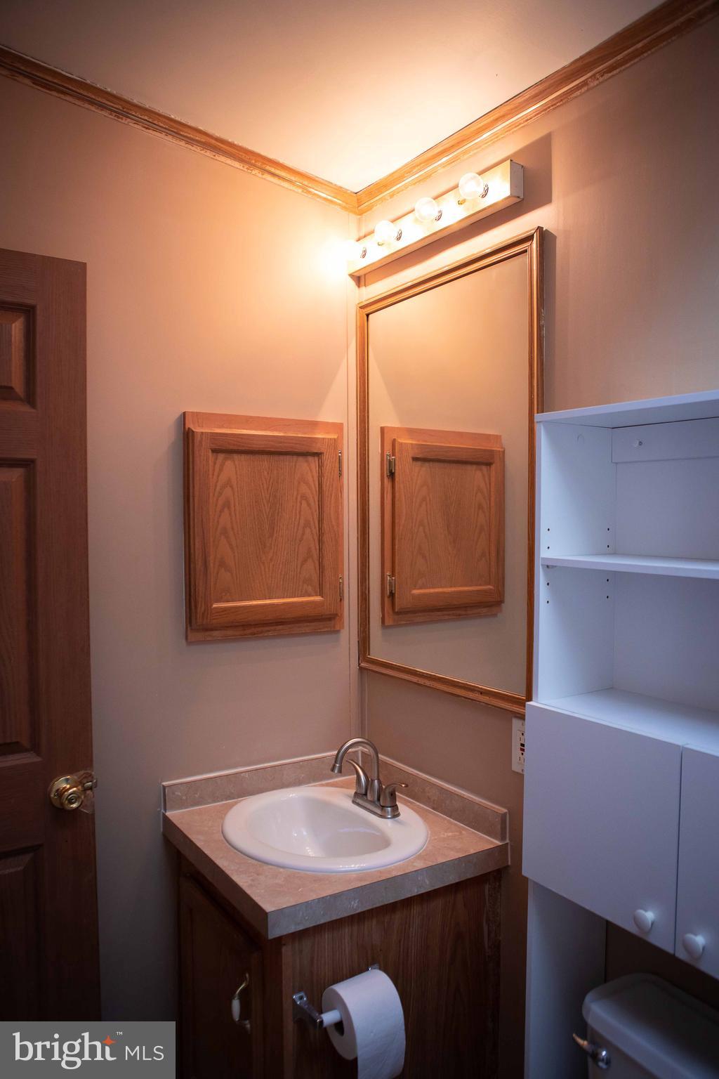 2565 Warm Spring Road Chambersburg, PA 17202 - Photo 26 of 32 Bathroom #2
