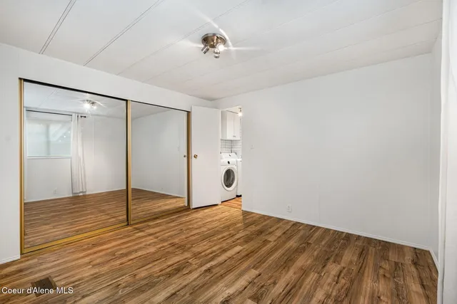 $165,000 | 302 School Street, Unit 11, Hope, ID 83836