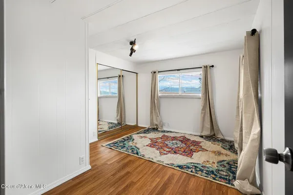 $165,000 | 302 School Street, Unit 11, Hope, ID 83836