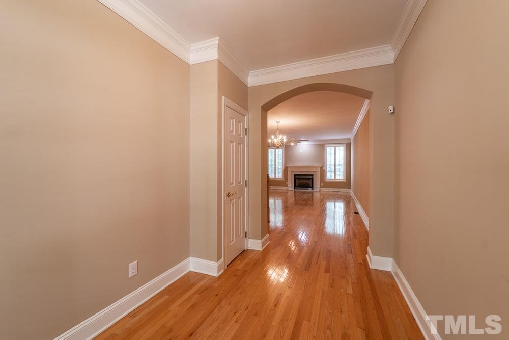 7202 Summit Waters Lane Raleigh, NC 27613 - Photo 2 of 30 Foyer