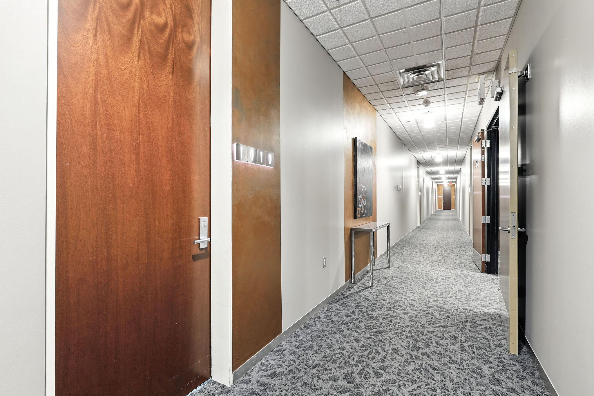 5601 Smetana Drive, Unit 1010 Minnetonka, MN 55343 - Photo 16 of 39