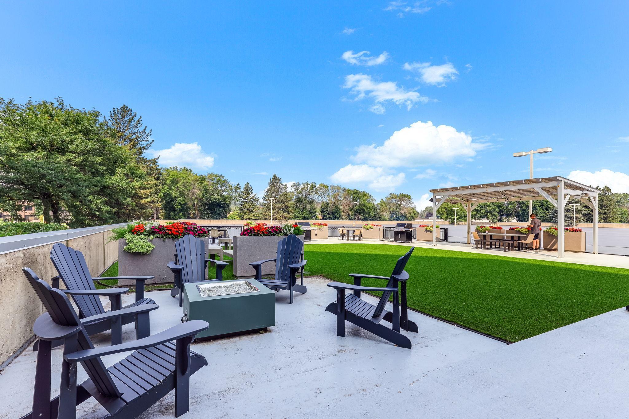 5601 Smetana Drive, Unit 1010 Minnetonka, MN 55343 - Photo 27 of 39