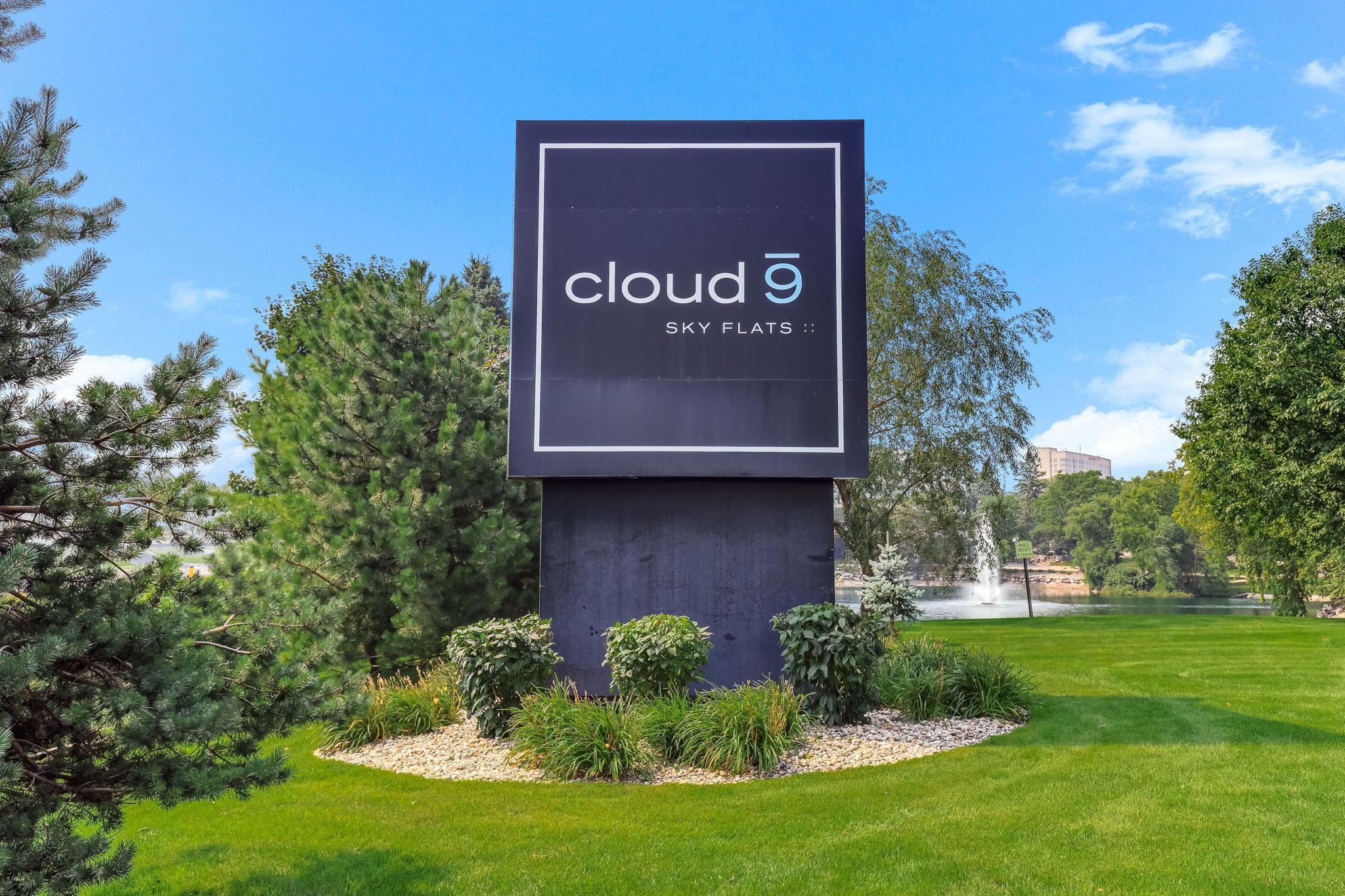 5601 Smetana Drive, Unit 1010 Minnetonka, MN 55343 - Photo 36 of 39