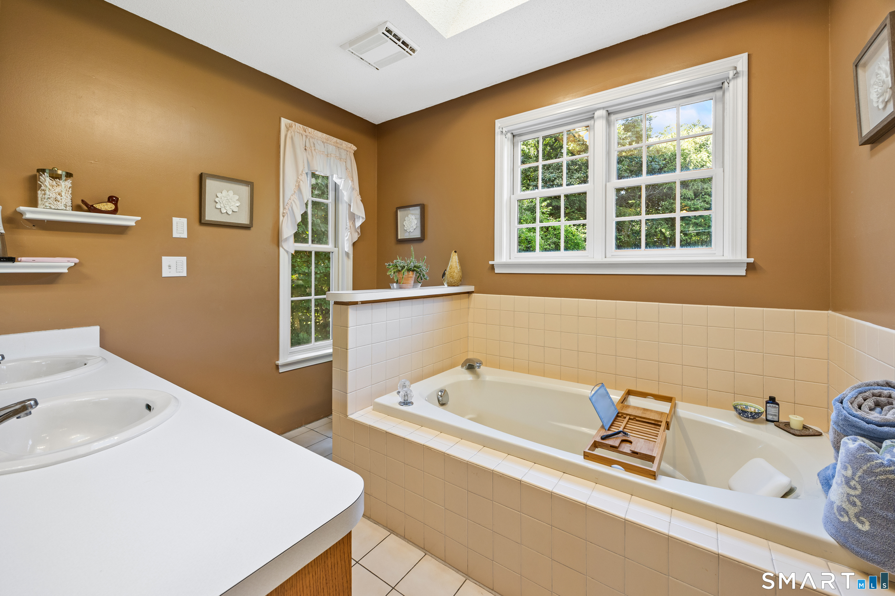 14 Diamond Rock Road Wolcott, CT 06716 - Photo 16 of 26 Gallery Image 16