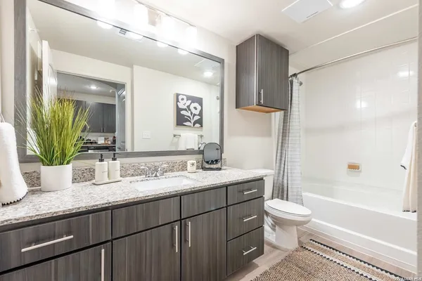 $1,644 | 12001 Heatherly, Unit 2202, Austin, TX 78747
