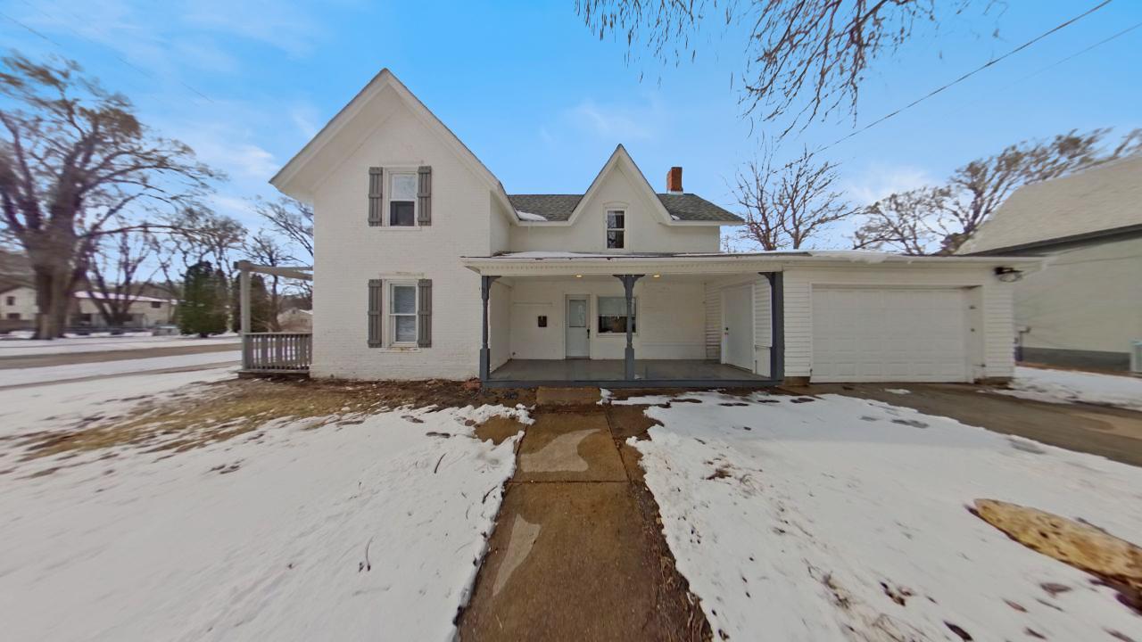 504 1st Street Northwest Faribault, MN 55021 - Photo 2 of 25