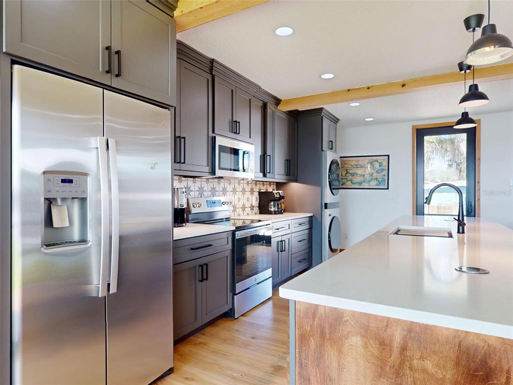 56108 Sawgrass Road Astor, FL 32102 - Photo 38 of 78 Gallery Image 38
