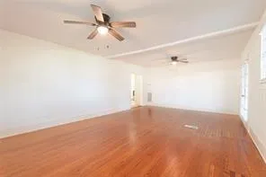 $1,975 | 307 South Crockett Street, Edgewood, TX 75117