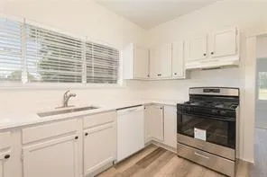 $1,975 | 307 South Crockett Street, Edgewood, TX 75117