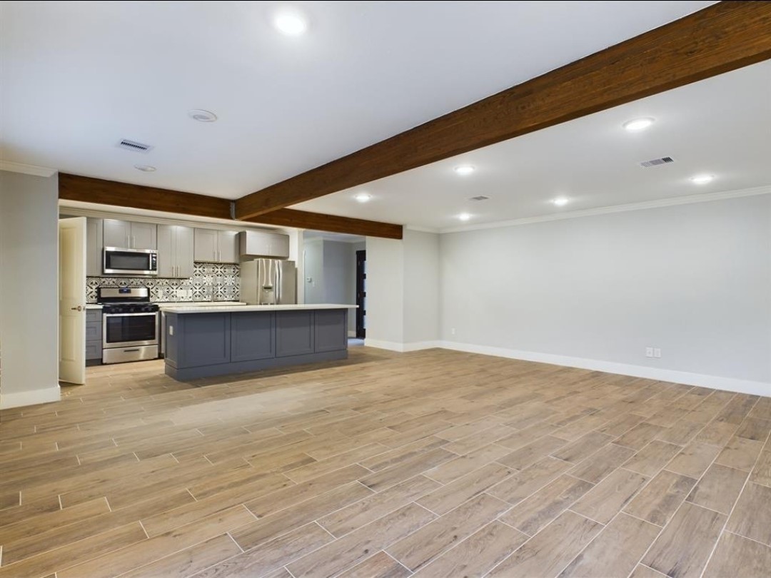 9007 Sharpcrest Street Houston, TX 77036 - Photo 6 of 21