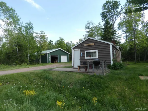 $110,000 | 17809 North Cemetery, Ewen, MI 49925