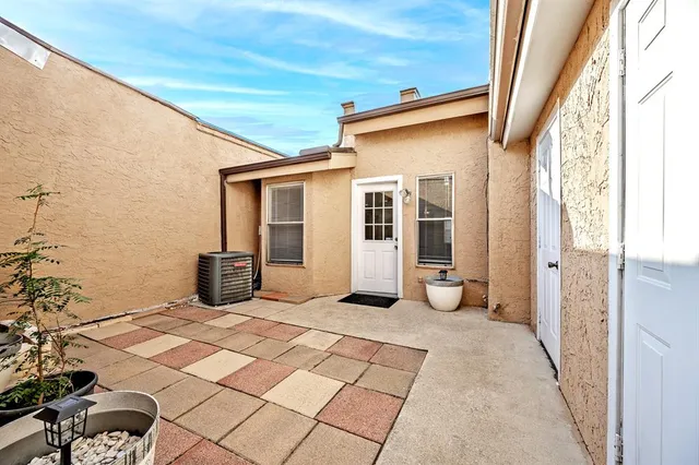 $289,990 | 1837 Amber Lane, Carrollton, TX 75007