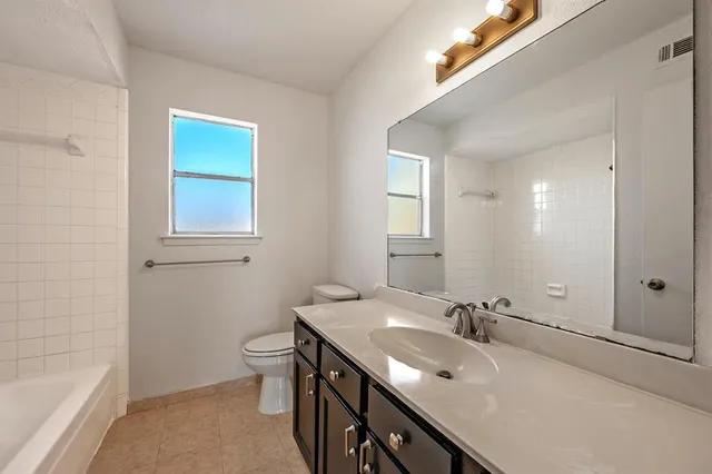 $289,990 | 1837 Amber Lane, Carrollton, TX 75007