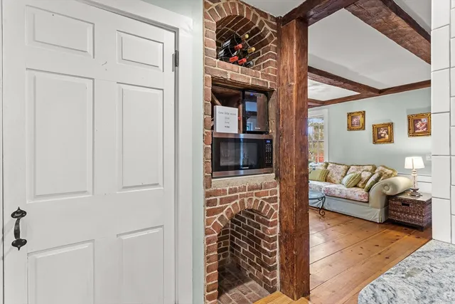 $684,900 | 252 Clark Hill Road, New Boston, NH 03070