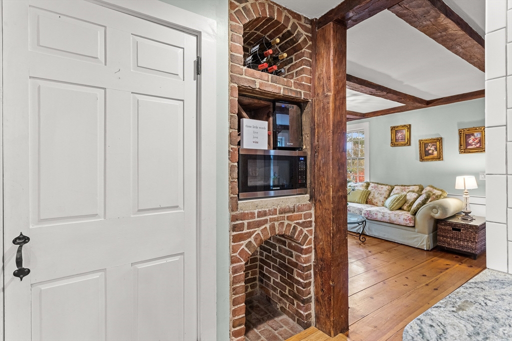 252 Clark Hill Road New Boston, NH 03070 - Photo 13 of 42 Gallery Image 13