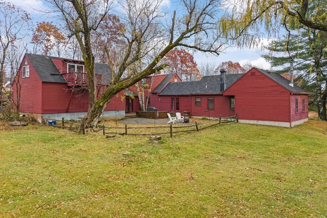 $684,900 | 252 Clark Hill Road, New Boston, NH 03070