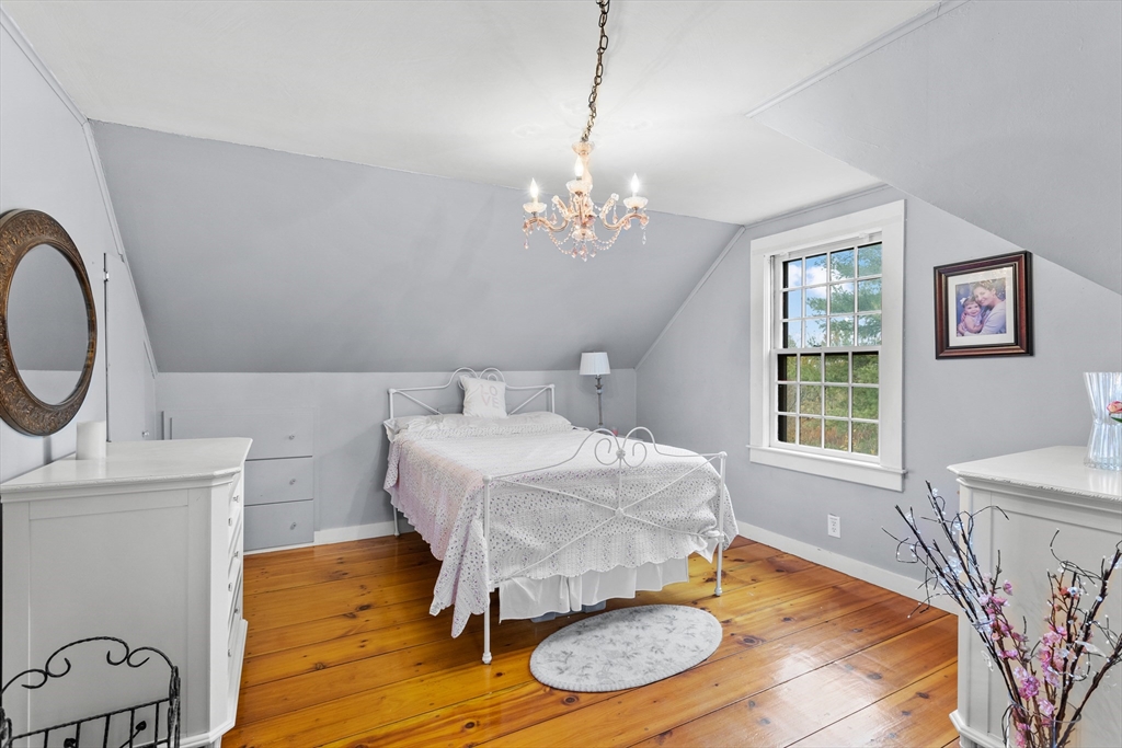 252 Clark Hill Road New Boston, NH 03070 - Photo 31 of 42 Gallery Image 31
