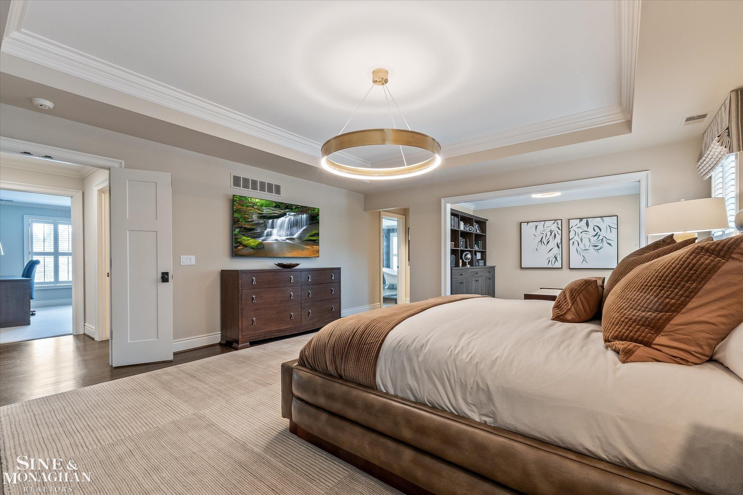 223 Cloverly Road Grosse Pointe, MI 48236 - Photo 23 of 64 Master Suite