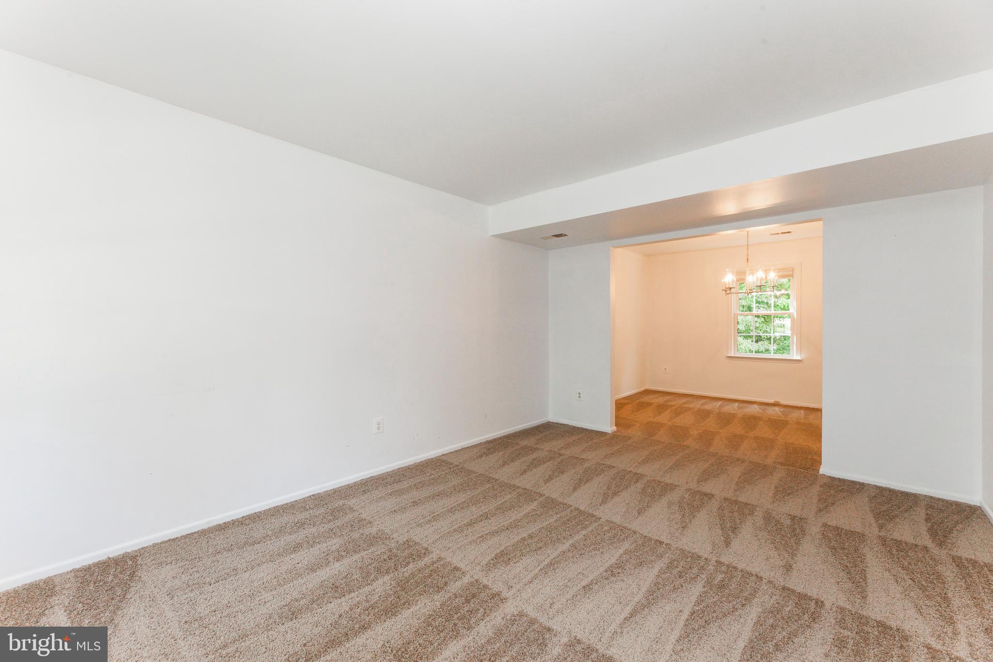 7750 Brandeis Way Springfield, VA 22153 - Photo 5 of 32 Gallery Image 5