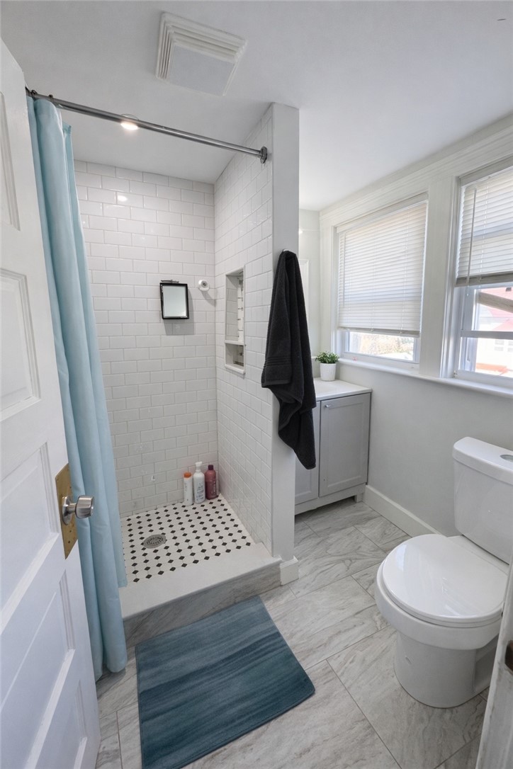 299 State Street, Unit 2 Bristol, RI 02809 - Photo 15 of 18
