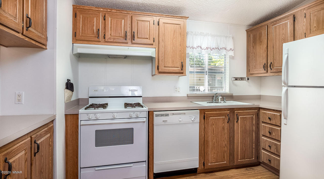 4321 South Blue Ridge Loop, Unit 3 Pinetop, AZ 85935 - Photo 3 of 18