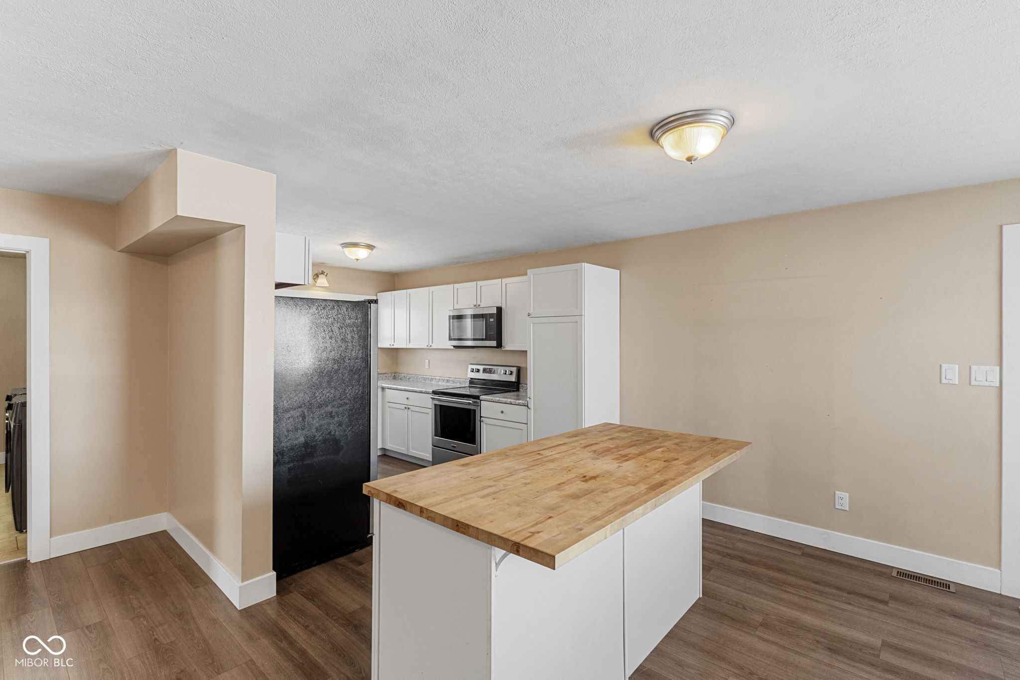 656 Daugherty Street Columbus, IN 47201 - Photo 13 of 35