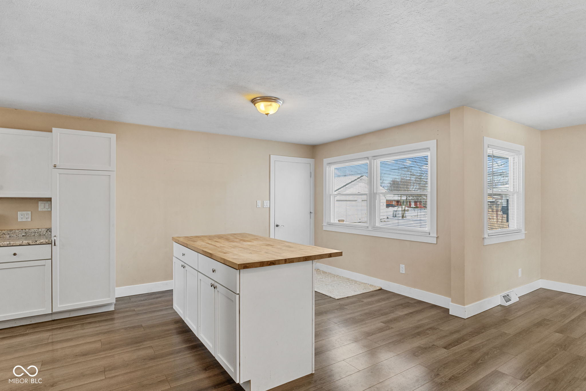 656 Daugherty Street Columbus, IN 47201 - Photo 16 of 35